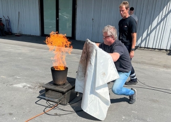 Brian Mailund, chef för Brandteknisk Driftsrådgivning på DBI, uppmuntrar till att skicka anställda på en brandbekämpningskurs. ”Det kan vara avgörande i ett potentiellt ersättningsärende”, säger han.
BILD: Brandogsikring.dk